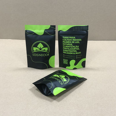 Farklı renklerde, boyutlarda ve daha fazlasında çocuklara karşı güvenli özel çanta