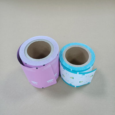 Yiyecek kalitesi, atıştırmalık ambalajı için laminasyonlu film - Yüksek bariyerli OPP/PE kompozit film ruloları üreticisi