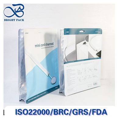 Elektronik aksesuarlar için kalınlaştırılmış sekiz taraflı mühürleme torbaları, açık pencerelerle ve toz geçirmez mühürleme fermuarıyla.